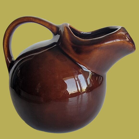 Vintage 1950s Franciscan Tilted Ball Pitcher in Brown - Picture 2 of 5